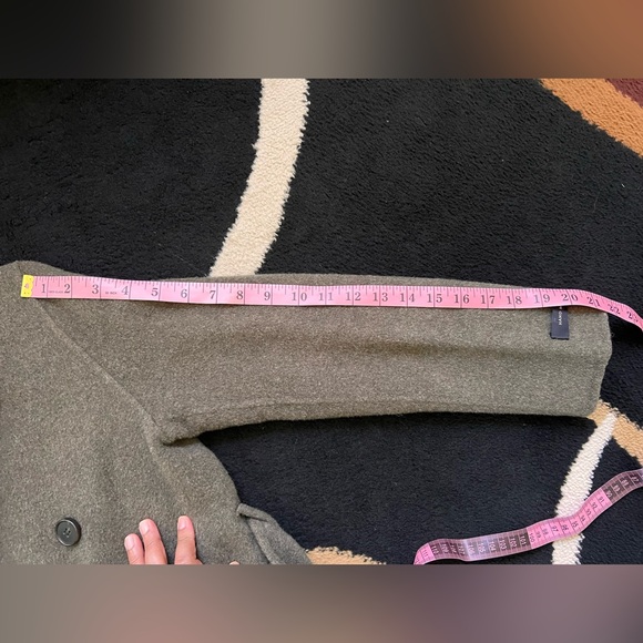 Pre-loved Wool Coat - Picture 5 of 11